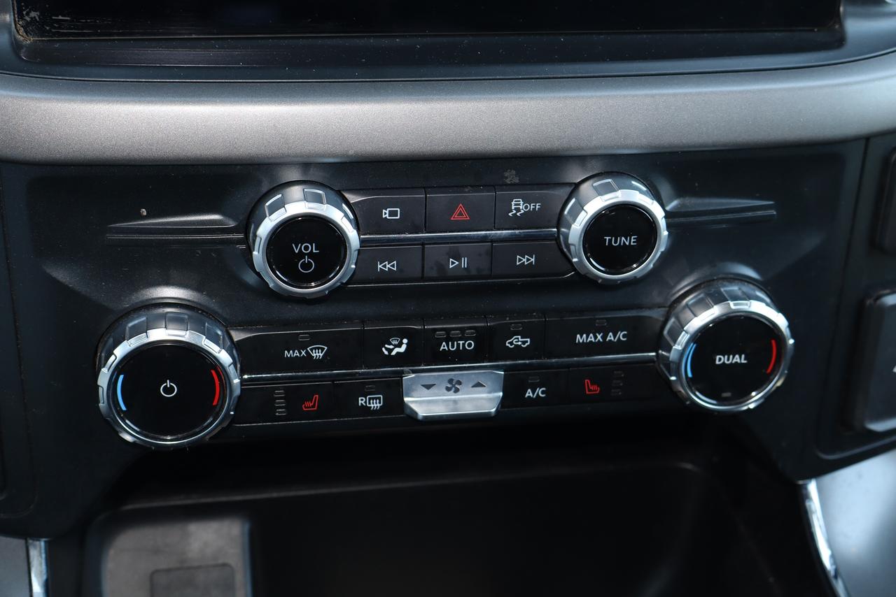 2025 Ford F-150 XLT Photo