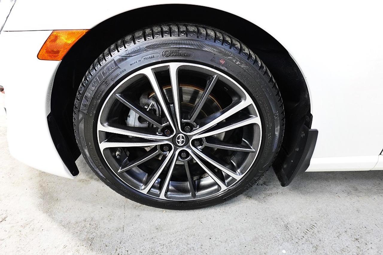 2016 Scion FR-S ONE OWNER.NO ACCIDENT,MINT CONDITION Photo
