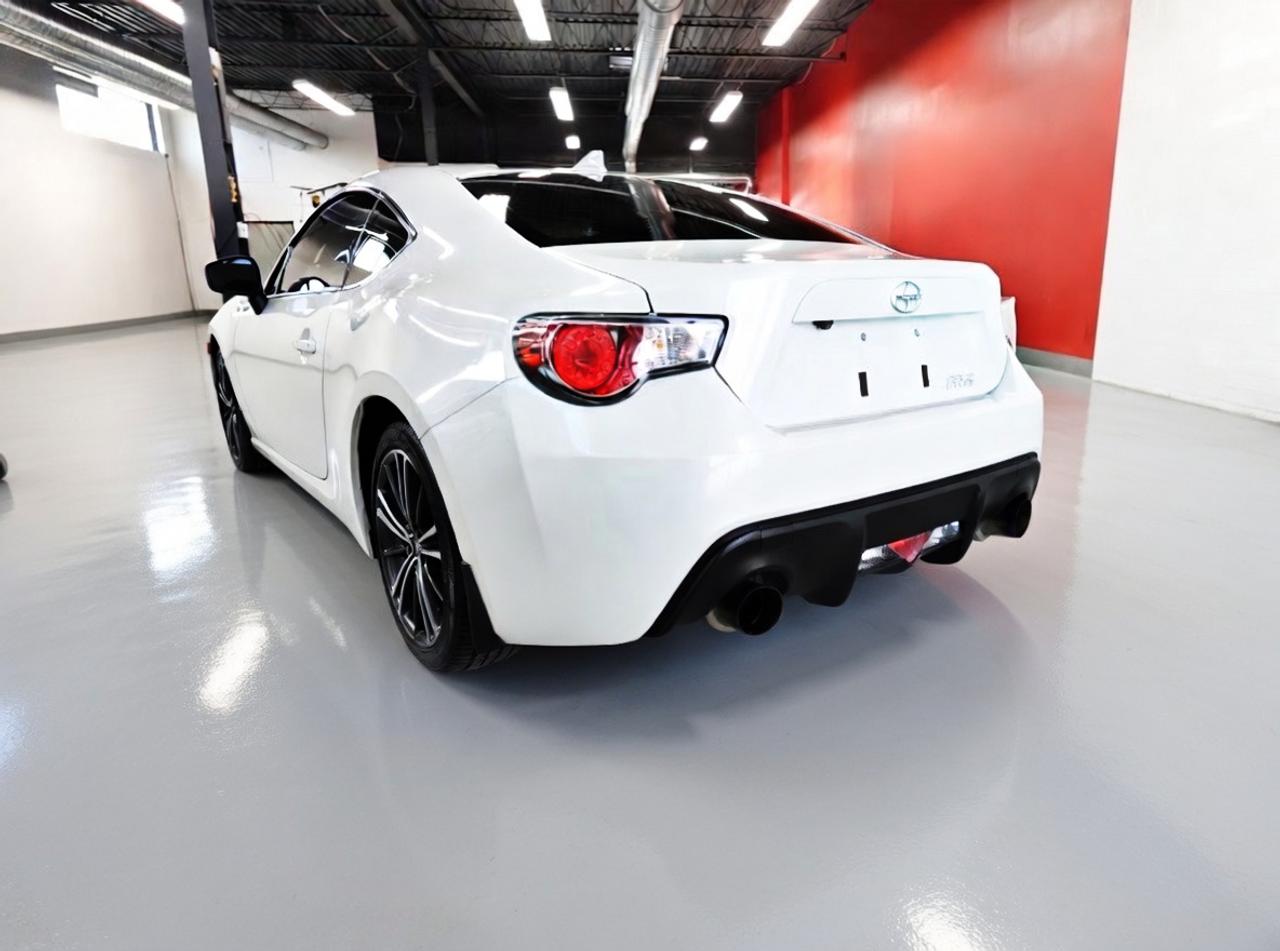 2016 Scion FR-S ONE OWNER.NO ACCIDENT,MINT CONDITION Photo