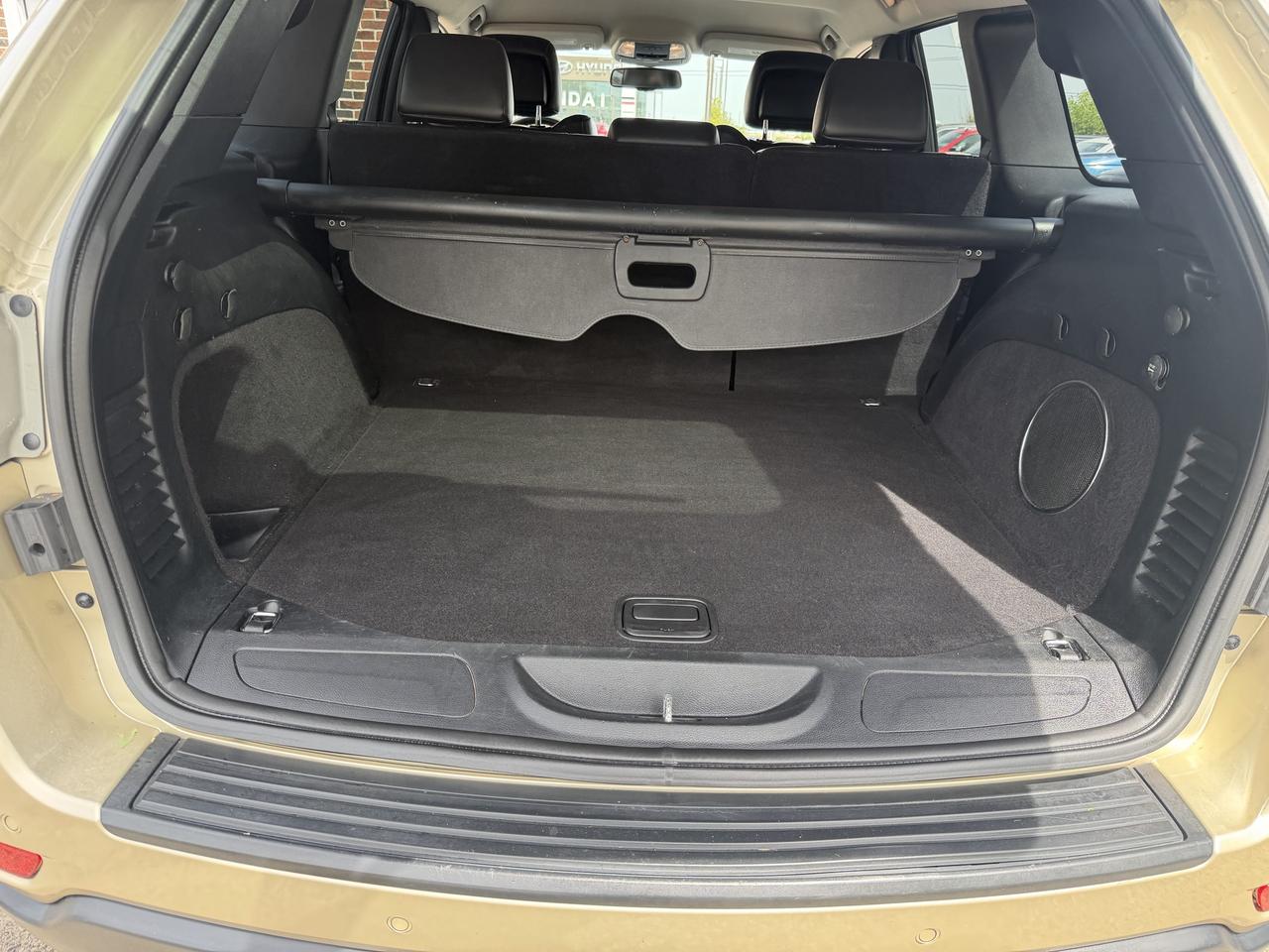 2011 Jeep Grand Cherokee Leather | Navi | One Owner Photo
