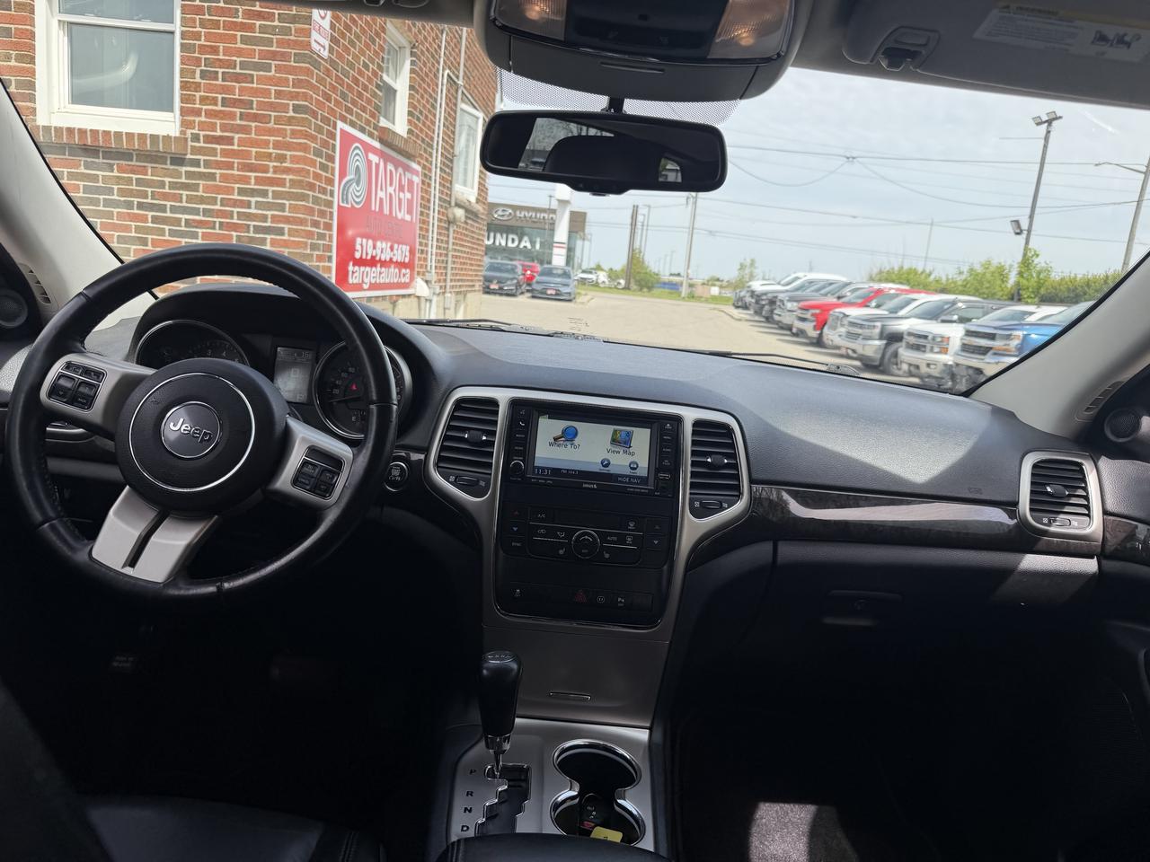 2011 Jeep Grand Cherokee Leather | Navi | One Owner Photo