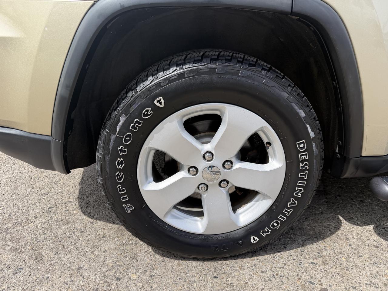 2011 Jeep Grand Cherokee Leather | Navi | One Owner Photo
