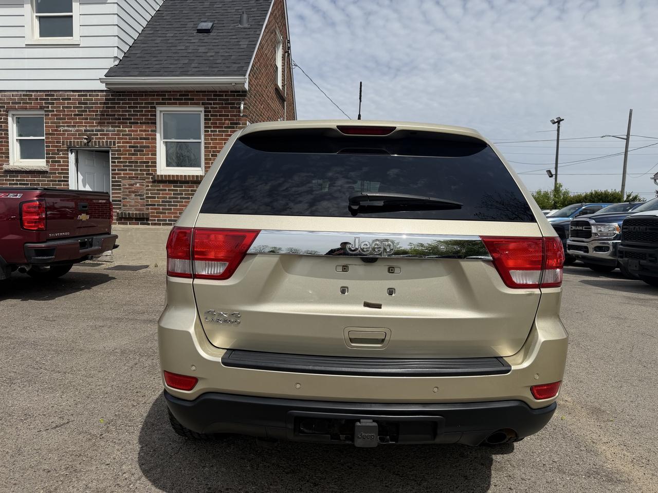 2011 Jeep Grand Cherokee Leather | Navi | One Owner Photo