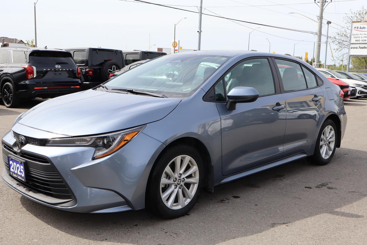 2025 Toyota Corolla LE Plus Sunroof Photo