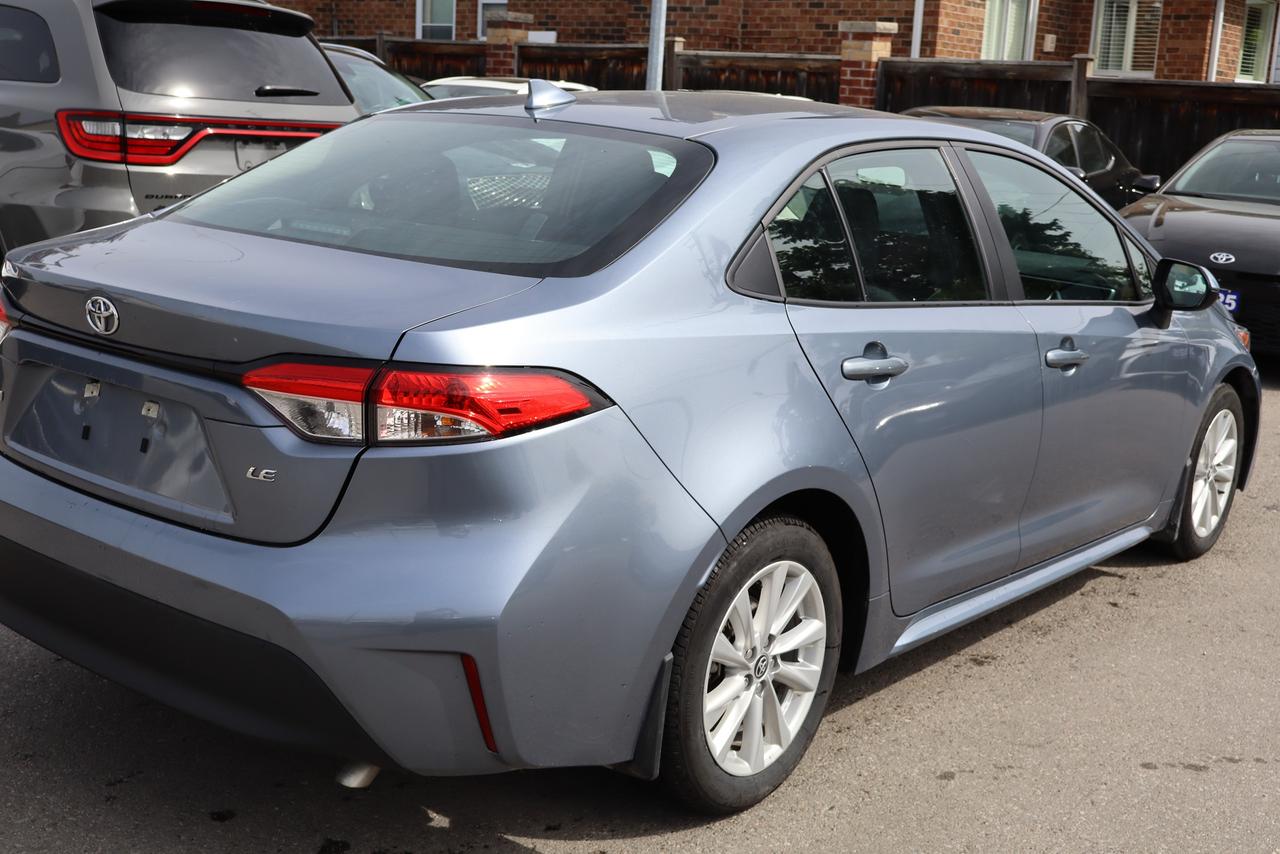 2025 Toyota Corolla LE Plus Sunroof Photo