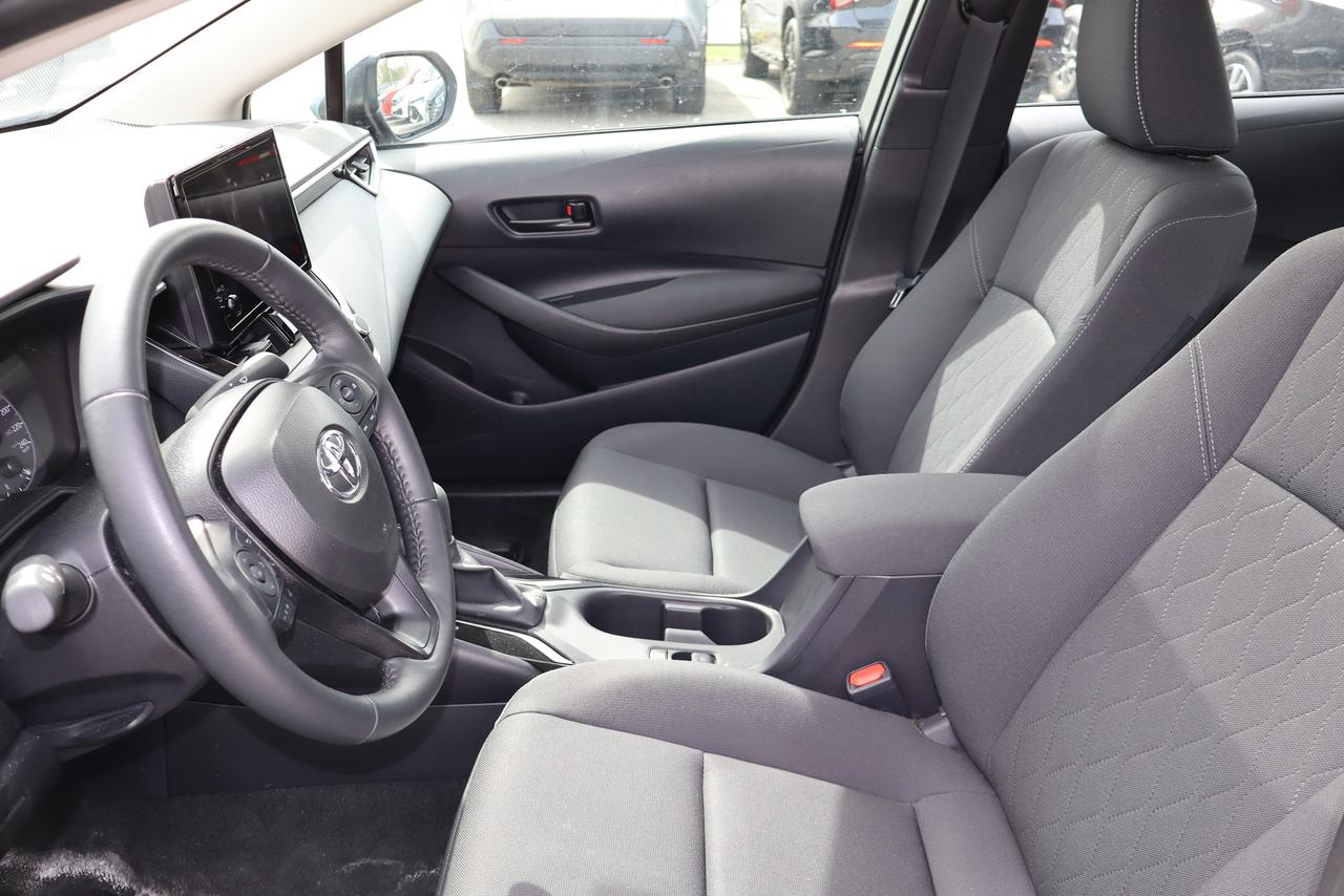 2025 Toyota Corolla LE Plus Sunroof Photo