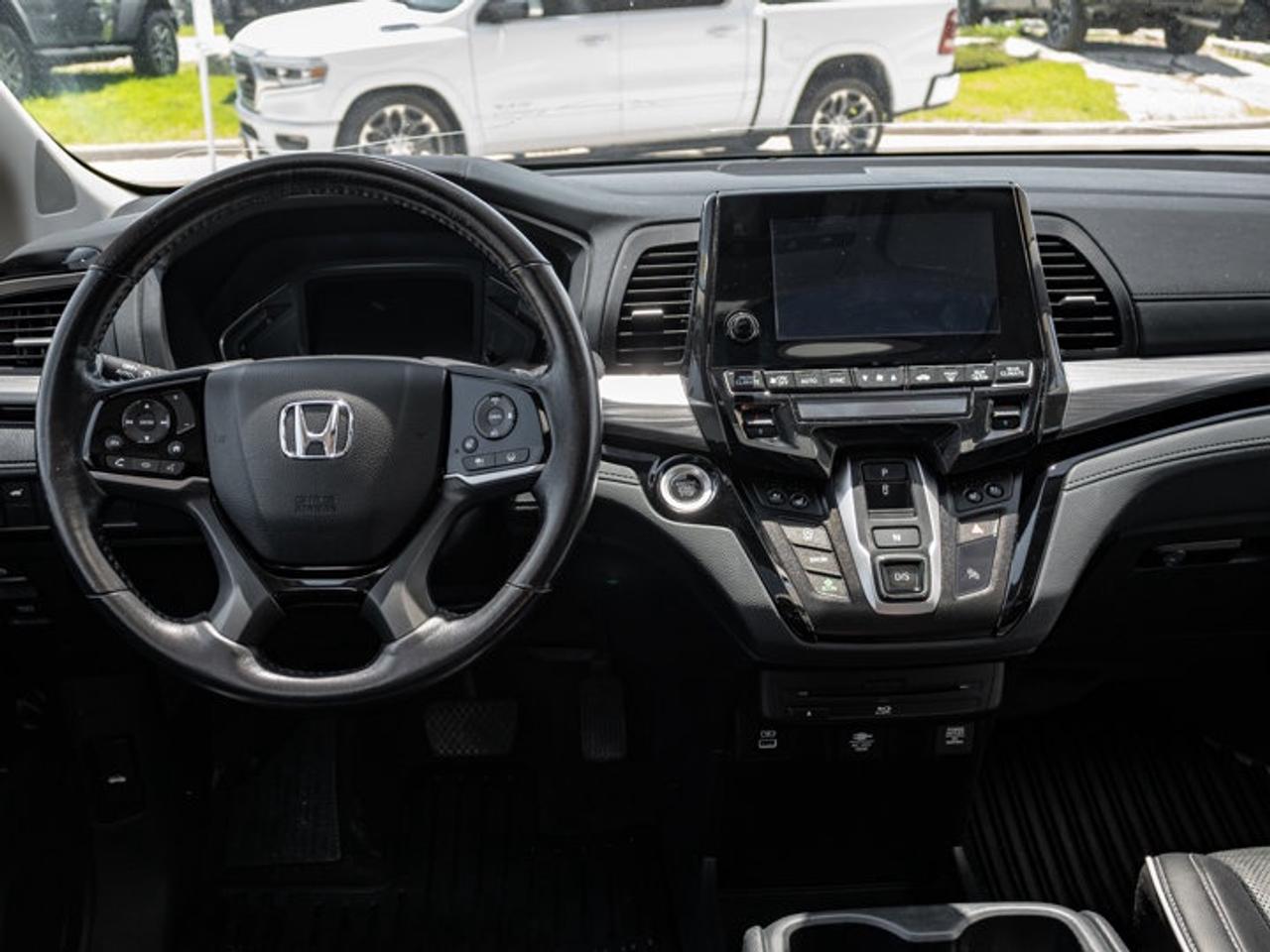 2022 Honda Odyssey Touring Photo