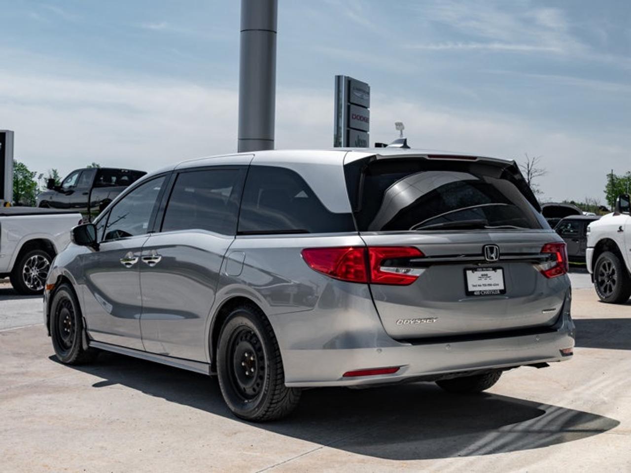 2022 Honda Odyssey Touring Photo