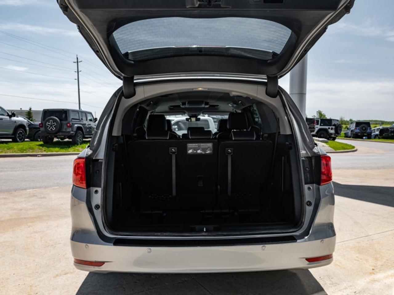 2022 Honda Odyssey Touring Photo
