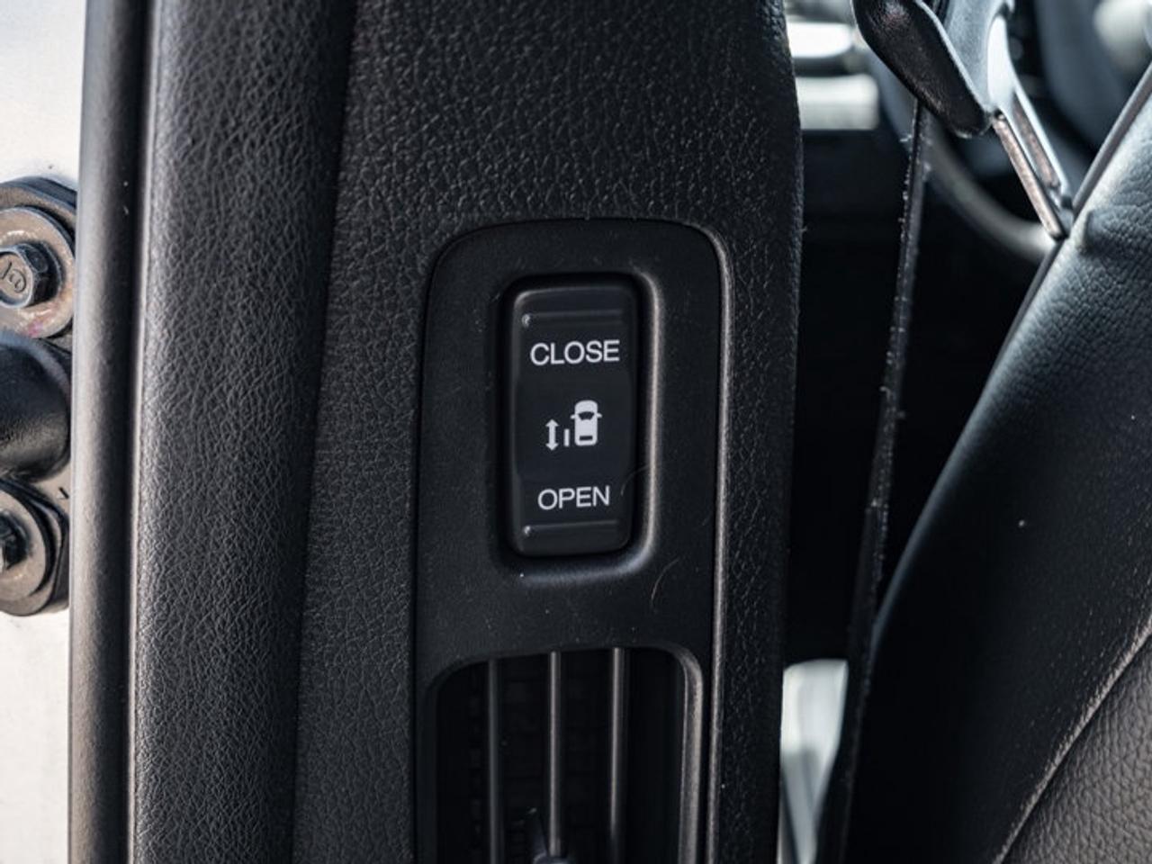 2022 Honda Odyssey Touring Photo