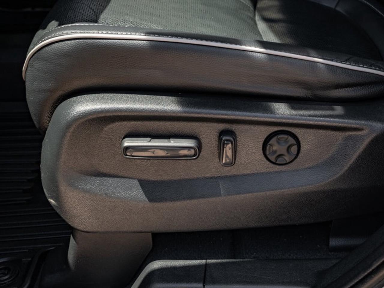 2022 Honda Odyssey Touring Photo