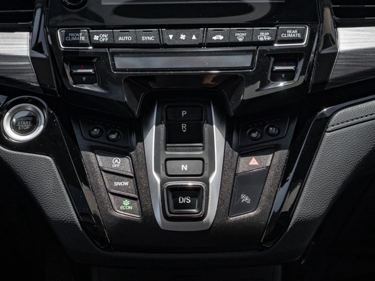 2022 Honda Odyssey Touring Photo