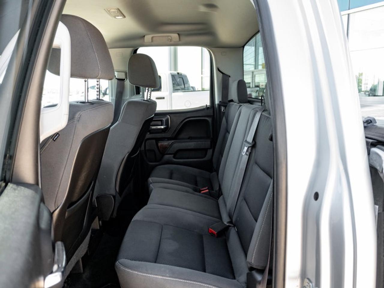 2015 GMC Sierra 1500 SLE Photo