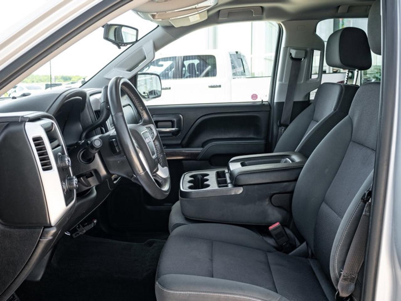 2015 GMC Sierra 1500 SLE Photo