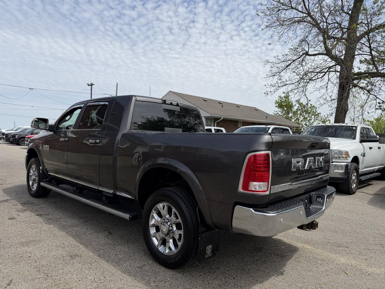 2017 RAM 2500 Limited | Cummins Diesel | MegaCab | Clean CARFAX Photo