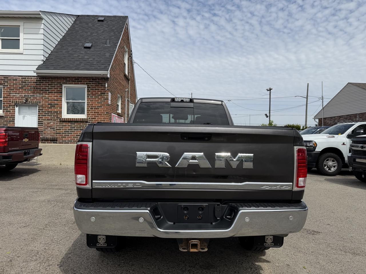 2017 RAM 2500 Limited | Cummins Diesel | MegaCab | Clean CARFAX Photo