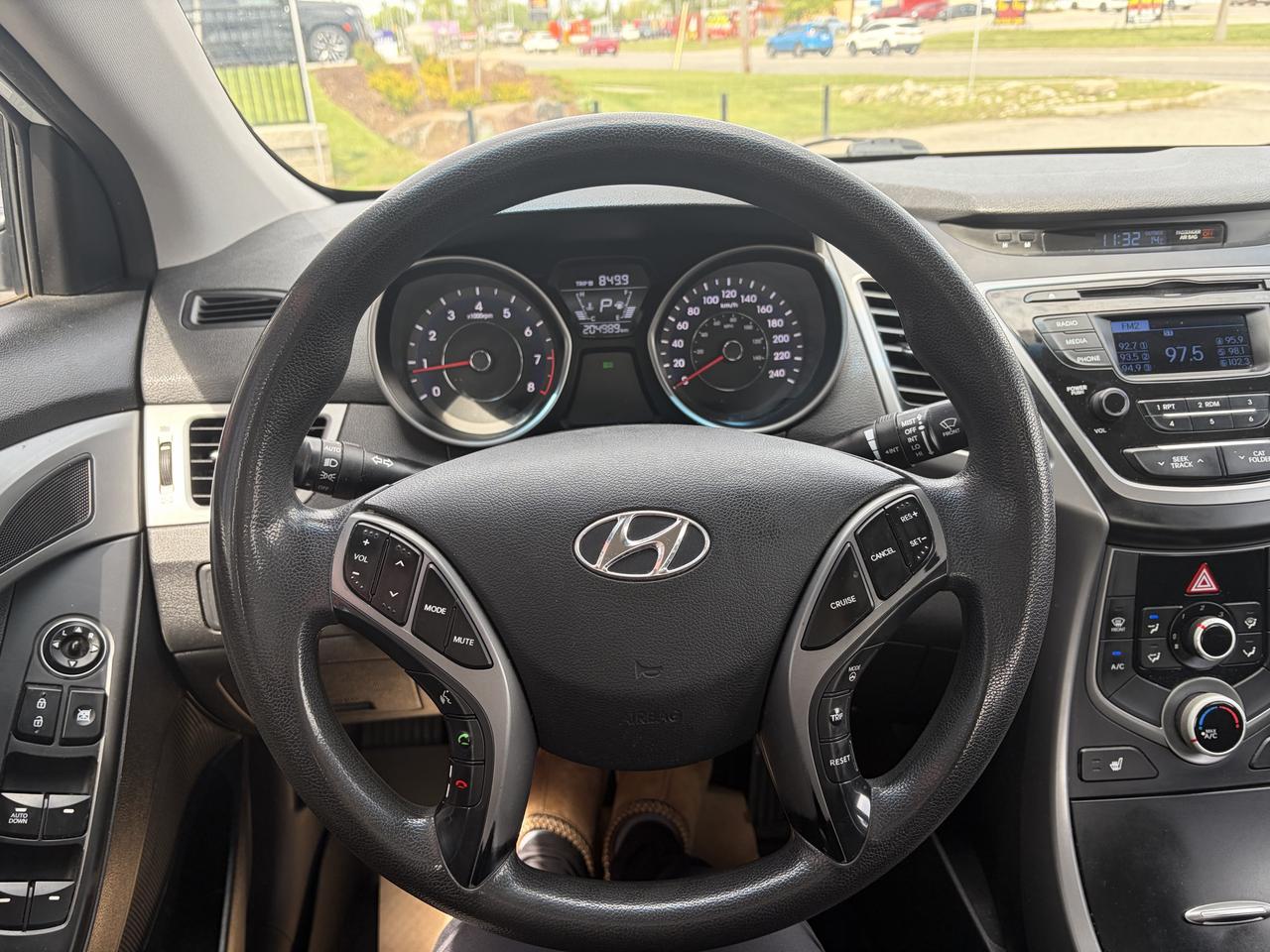 2015 Hyundai Elantra GL Photo