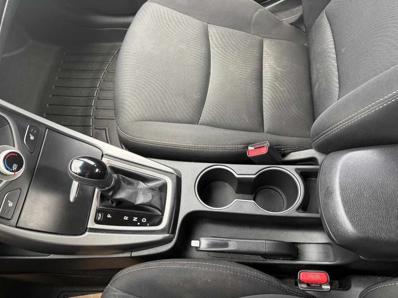 2015 Hyundai Elantra GL Photo