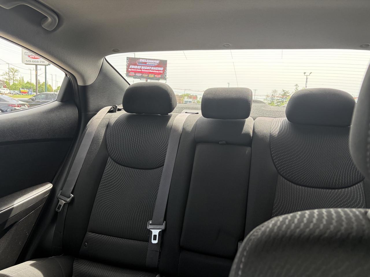 2015 Hyundai Elantra GL Photo