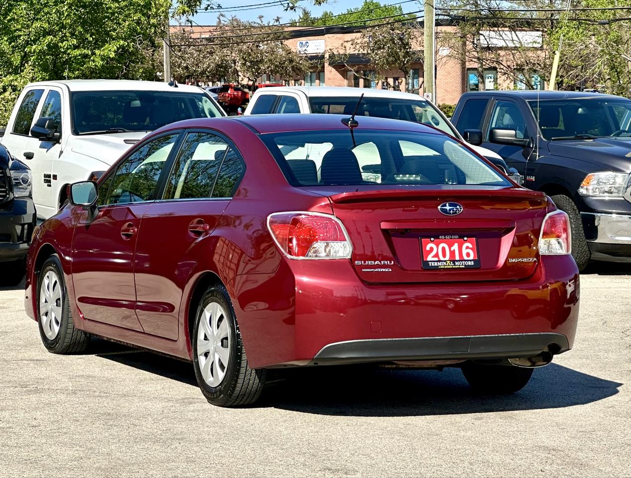 2016 Subaru Impreza 2.0i Photo2