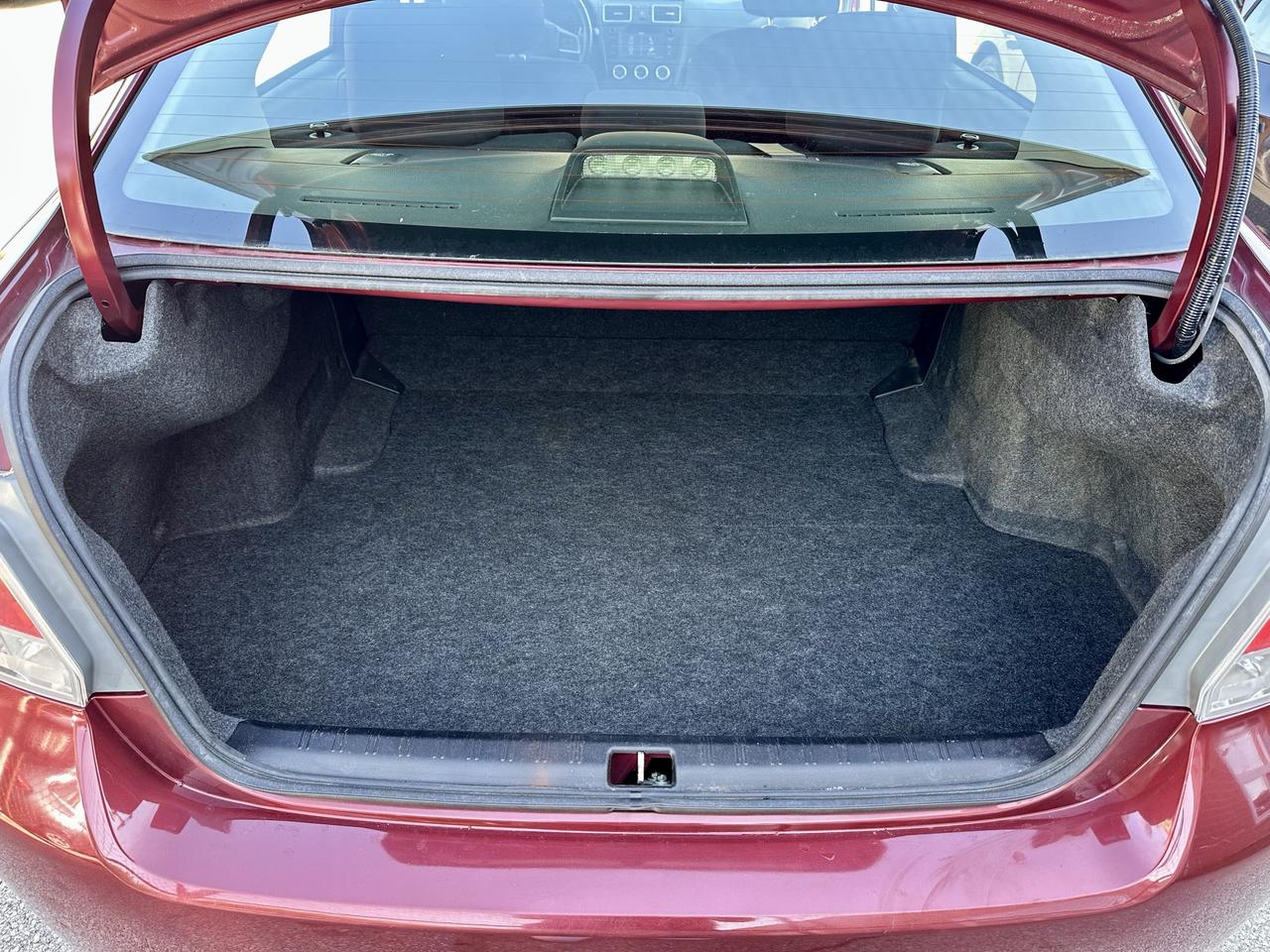 2016 Subaru Impreza 2.0i Photo