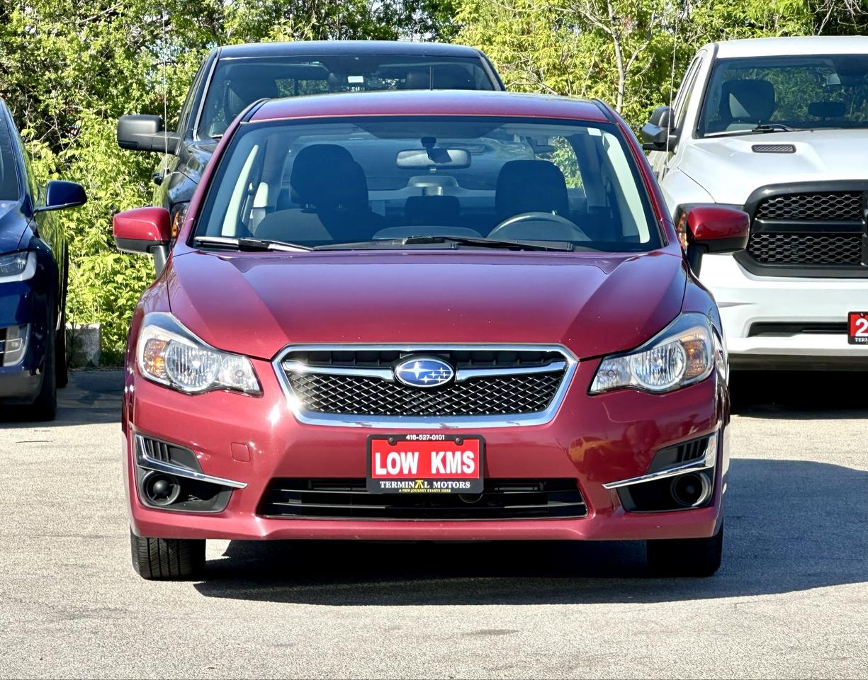 2016 Subaru Impreza 2.0i Photo