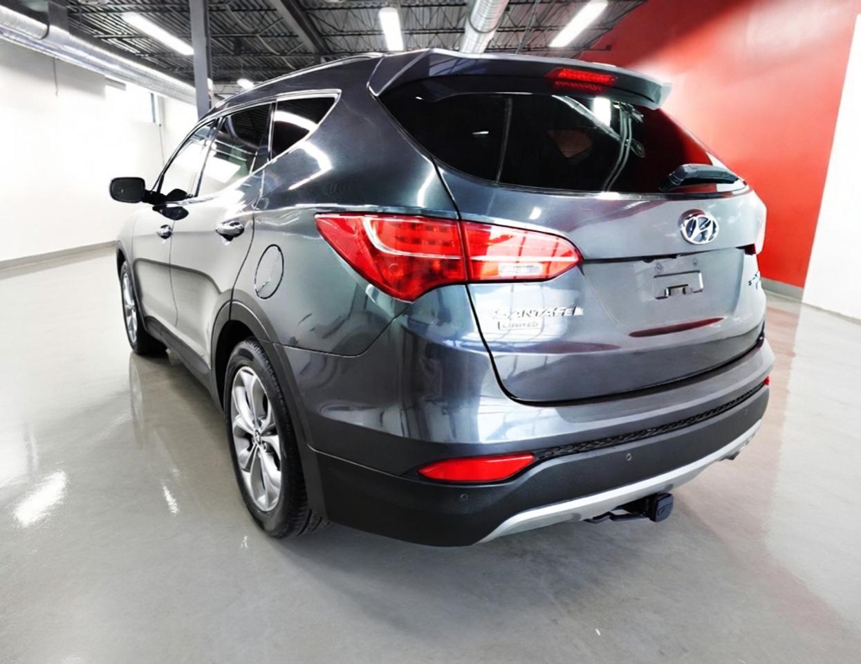2016 Hyundai Santa Fe Sport AWD.2.0T Limited Adventure Edition,ONE OWNER, Photo3