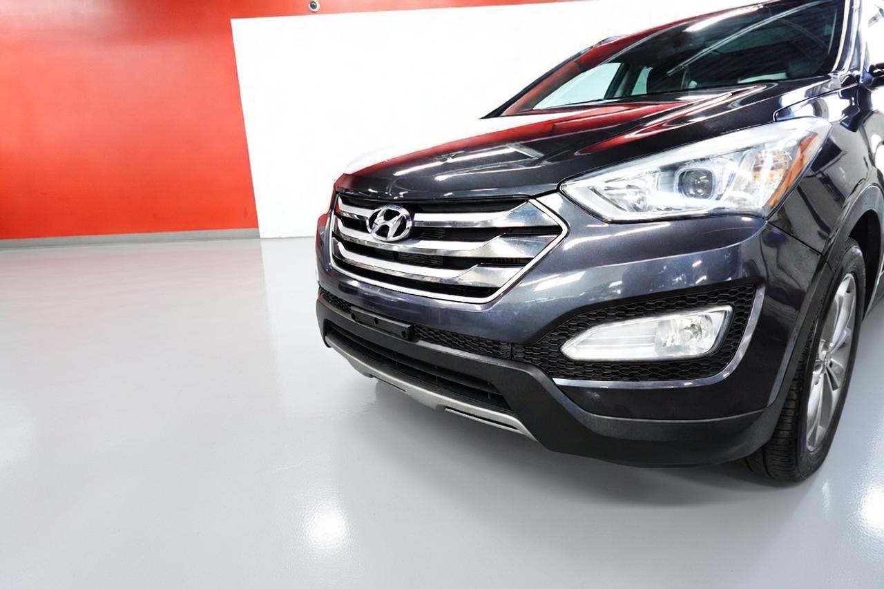2016 Hyundai Santa Fe Sport AWD.2.0T Limited Adventure Edition,ONE OWNER, Photo
