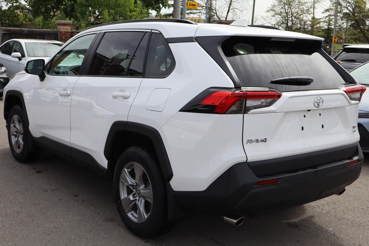 2025 Toyota RAV4 XLE AWD Photo