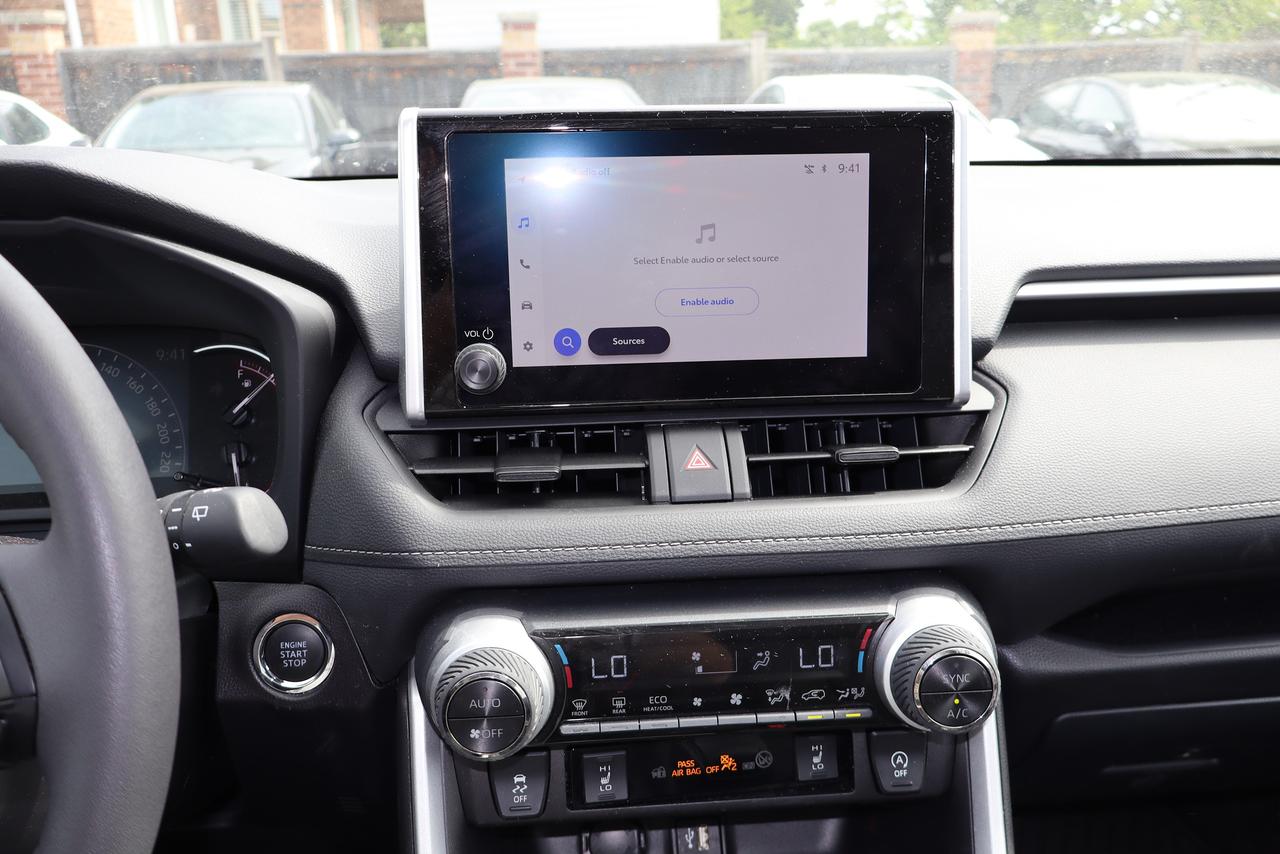 2025 Toyota RAV4 XLE AWD Photo