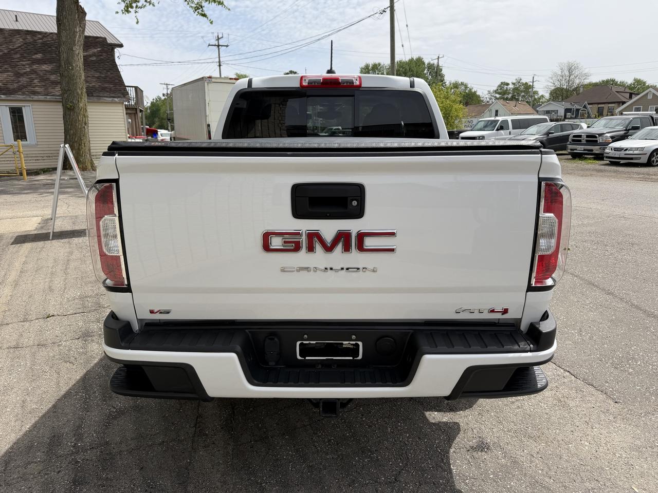 2021 GMC Canyon 4WD AT4 w/Cloth Photo3