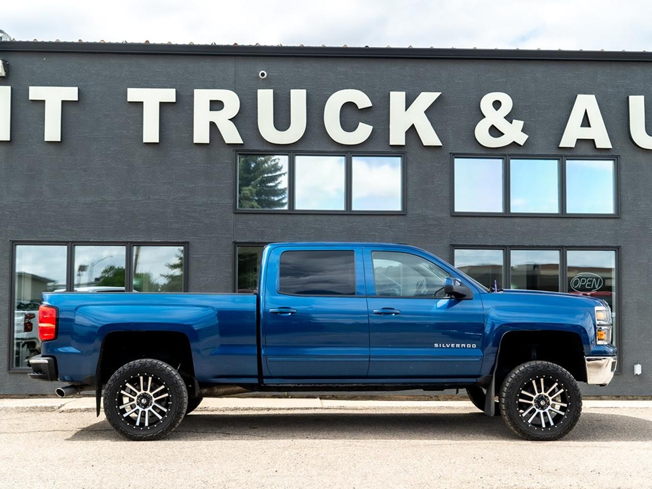 2015 Chevrolet Silverado 1500 LT   LIFT/RIMS/TIRES Photo4