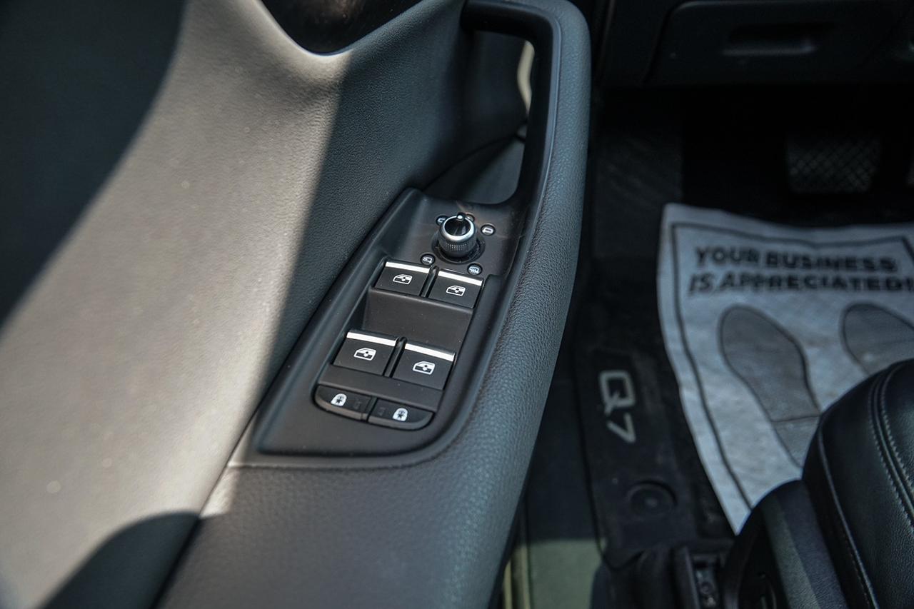 2023 Audi Q7 Komfort 45 TFSI QUATTRO |7 PASS|PANO|COOLED SEATS Photo
