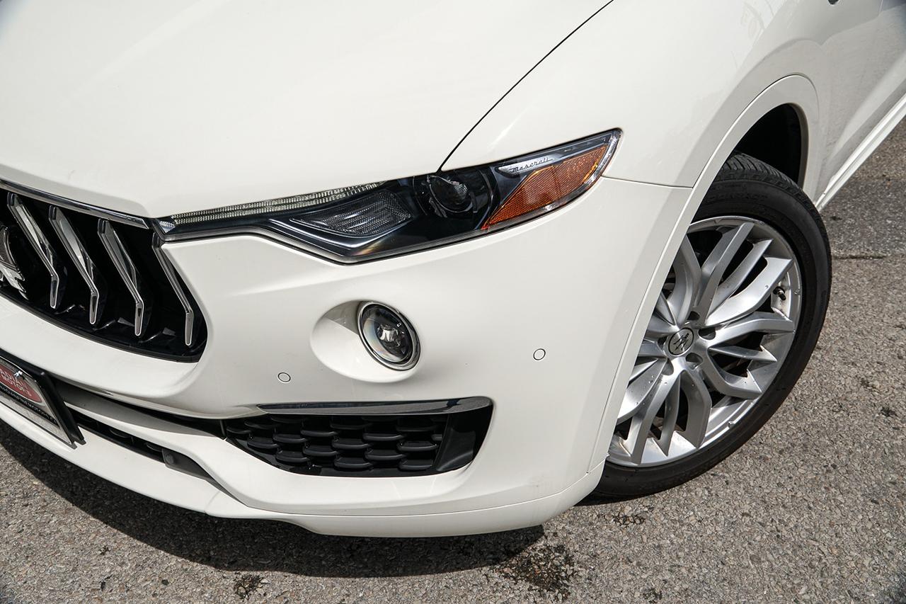 2022 Maserati Levante GT AWD | ONE OWNER | BSM | NAVI | WOOD TRIM Photo