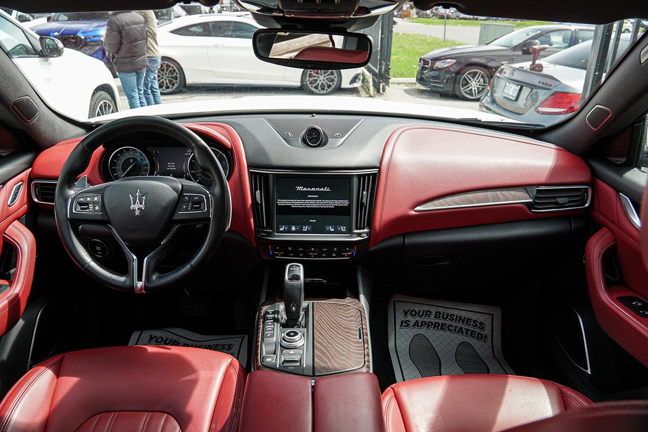 2022 Maserati Levante GT AWD | ONE OWNER | BSM | NAVI | WOOD TRIM Photo