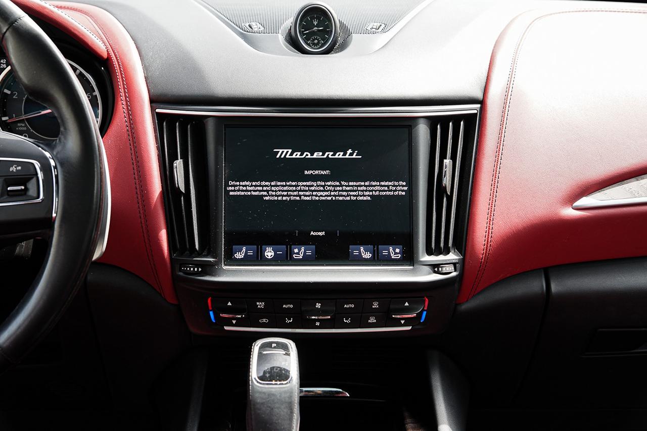 2022 Maserati Levante GT AWD | ONE OWNER | BSM | NAVI | WOOD TRIM Photo