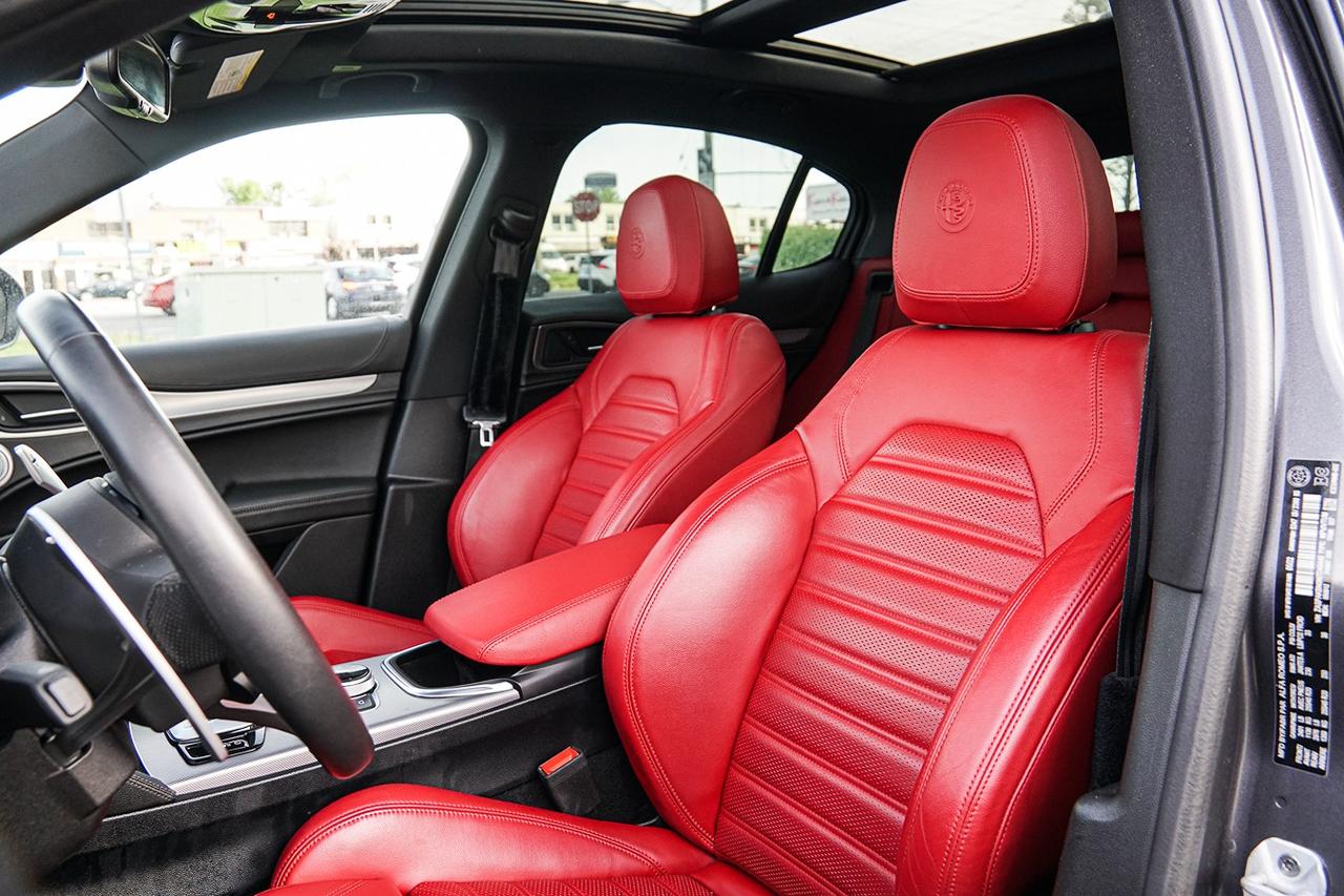 2022 Alfa Romeo Stelvio Veloce AWD | ONE OWNER | NAVI | SUNROOF | RED INT Photo