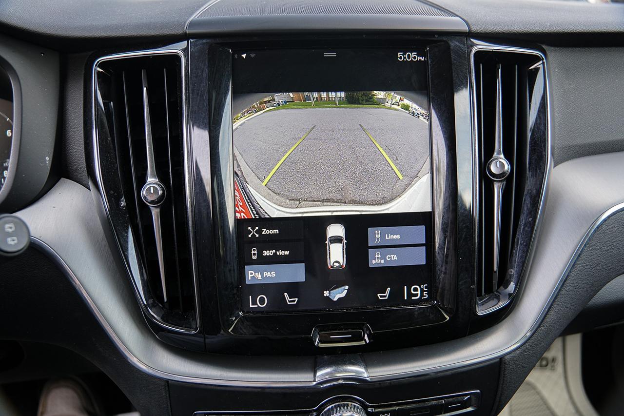 2020 Volvo XC60 Momentum T6 AWD | NO ACCIDENT|PANO | NAVI | CAM | Photo