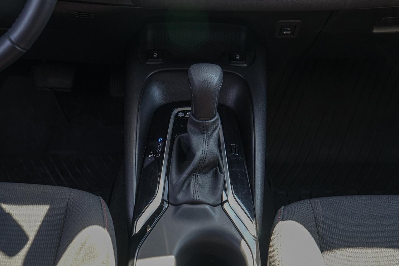 2024 Toyota Corolla SE | BSM | HEATED SEAT | CARPLAY | Photo