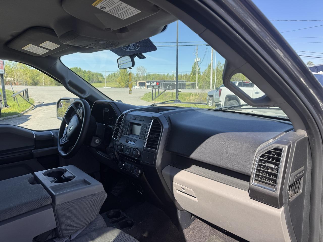 2016 Ford F-150 XLT Photo
