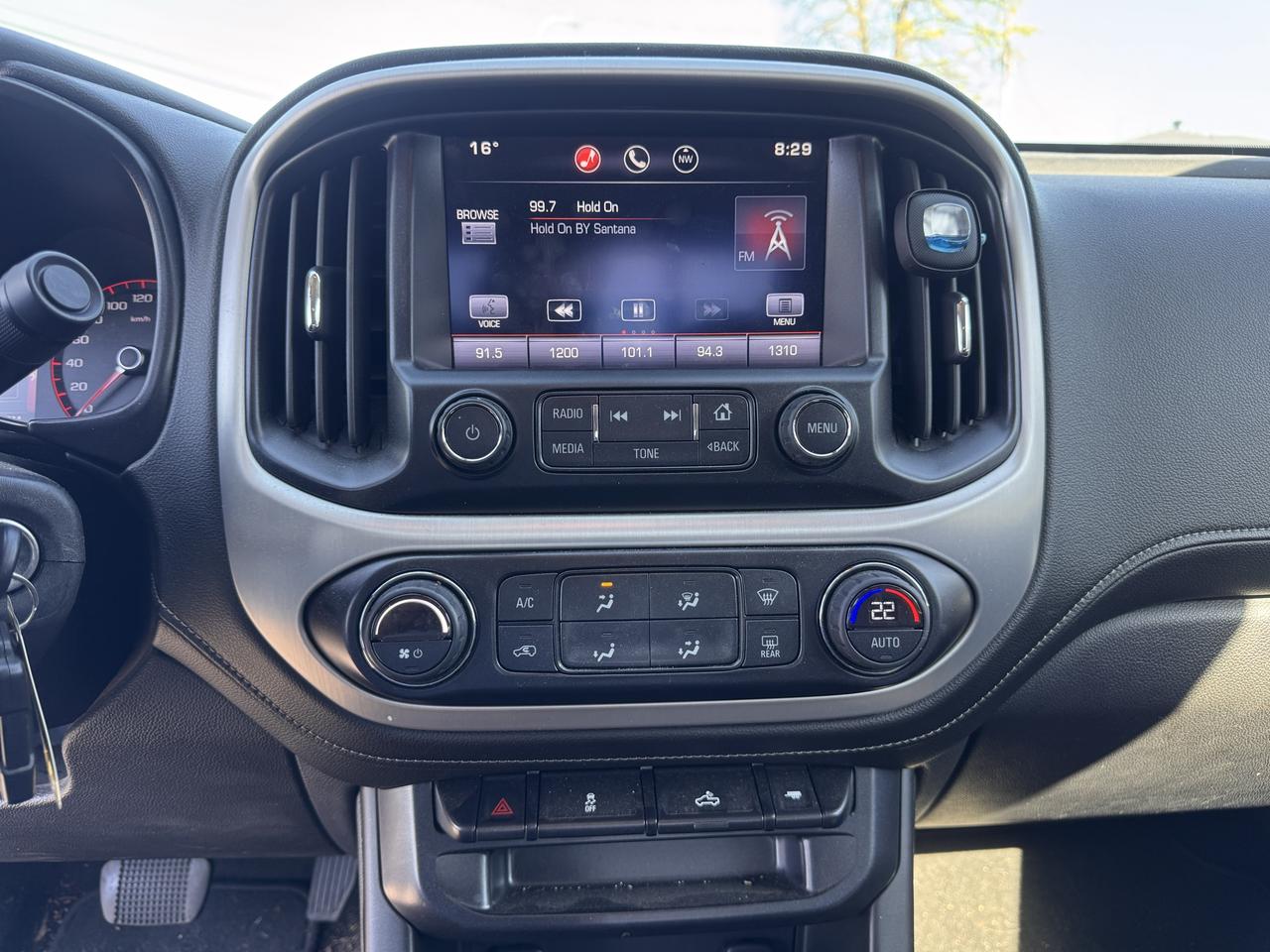 2015 GMC Canyon 2WD SLE Photo