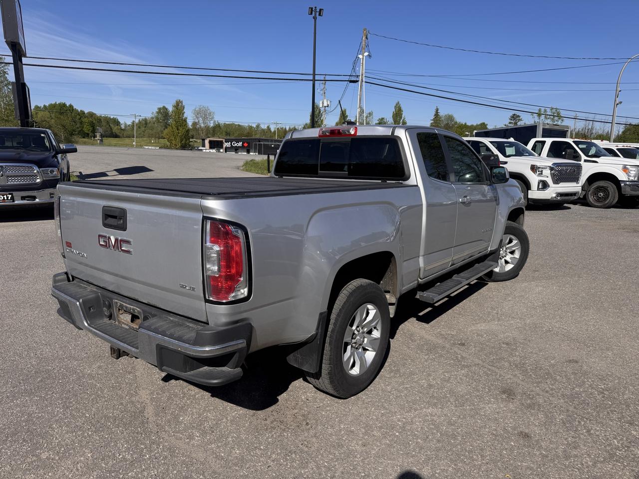 2015 GMC Canyon 2WD SLE Photo