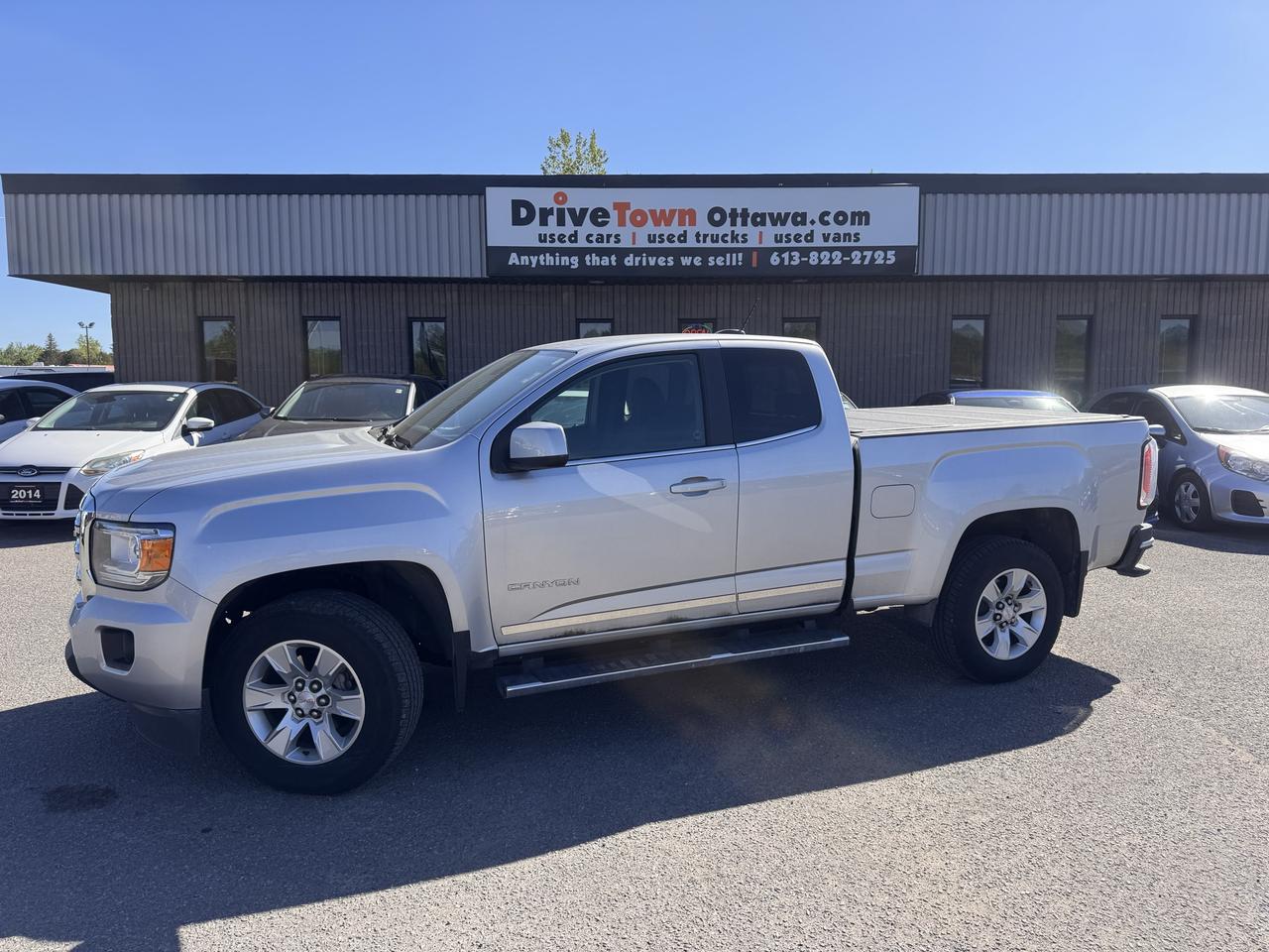 2015 GMC Canyon 2WD SLE Photo