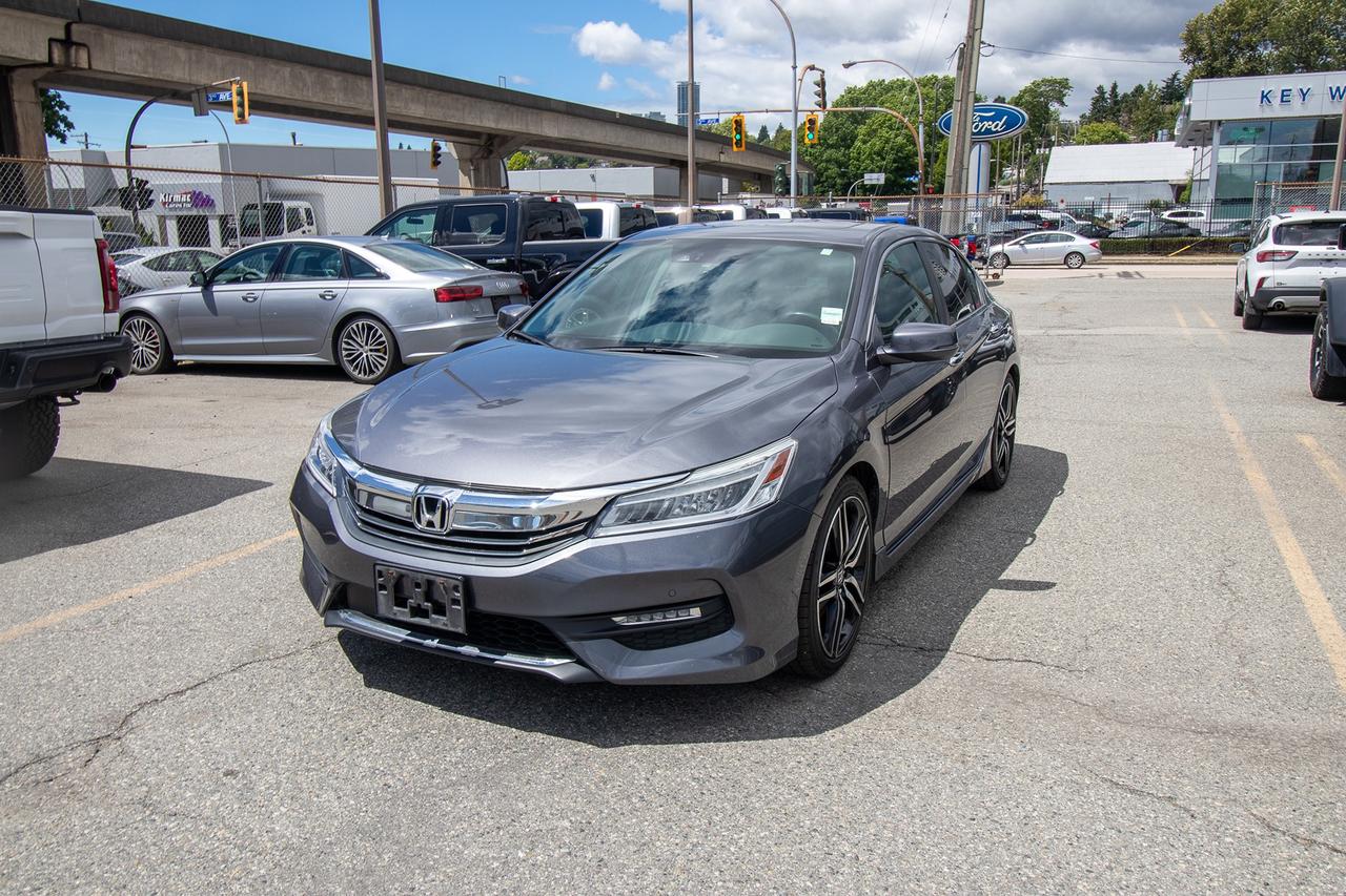 2017 Honda Accord EX Photo0