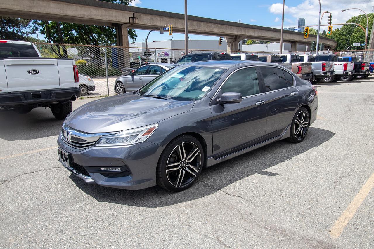 2017 Honda Accord EX Photo1