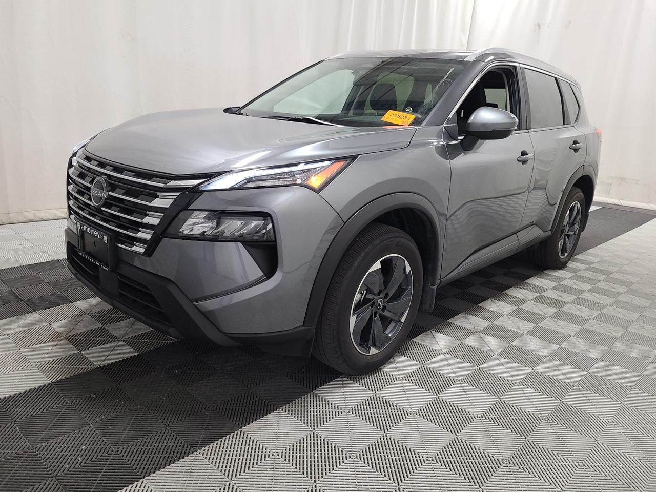 2024 Nissan Rogue SV MOONROOF