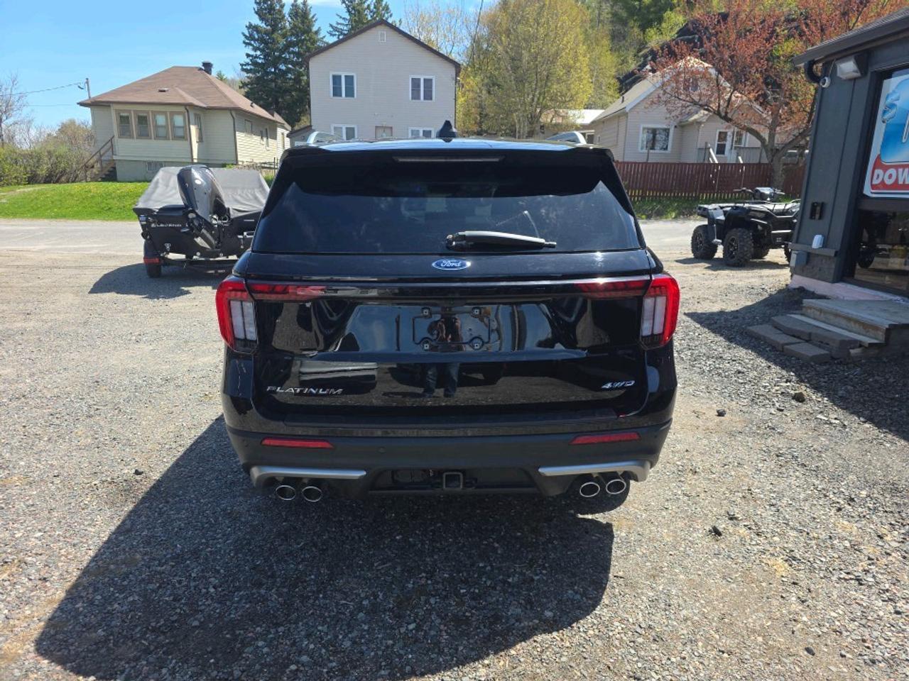 2025 Ford Explorer Platinum ULTIMATE PLATINUM Photo