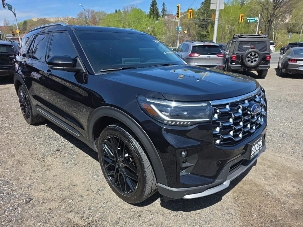 2025 Ford Explorer Platinum ULTIMATE PLATINUM Photo
