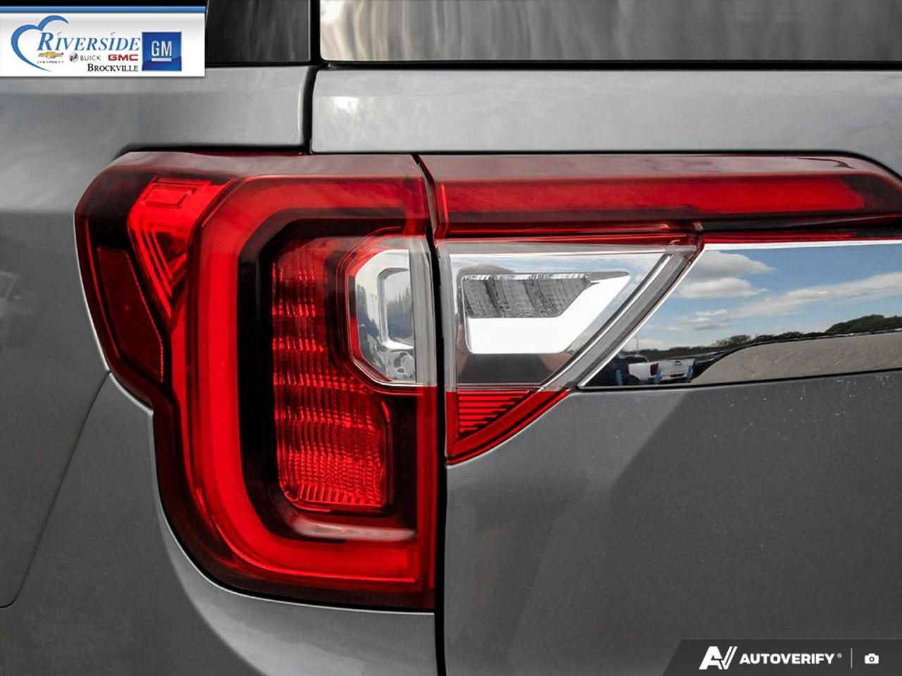 2023 GMC Acadia SLE Photo