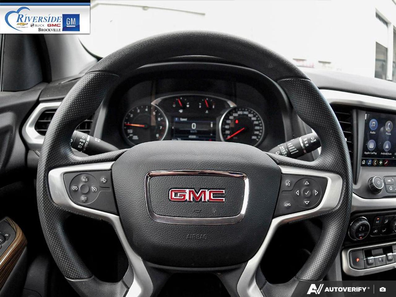 2023 GMC Acadia SLE Photo